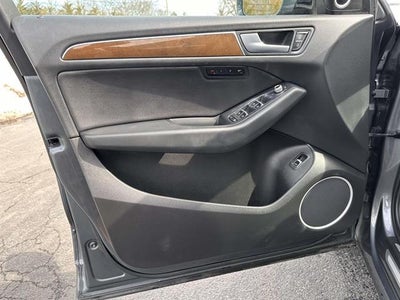 2017 Audi Q5 AWD 2.0T quattro Premium Plus